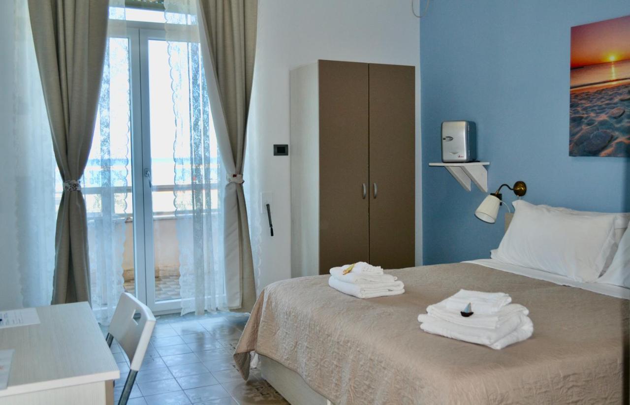 Sunrise Accessible Resort Battipaglia Exterior foto